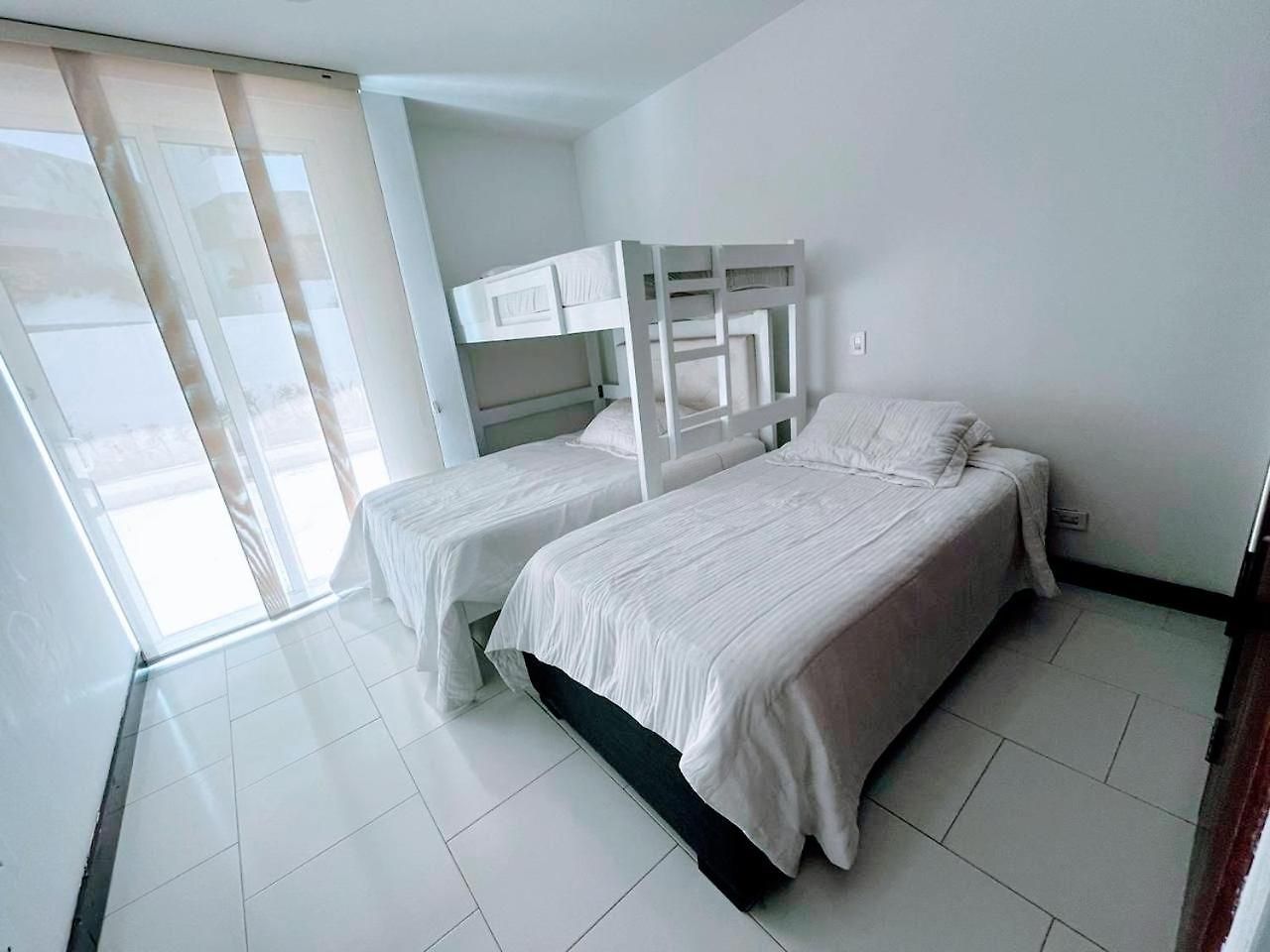 Apartamento Con Vista Frontal Al Mar. Cartagena