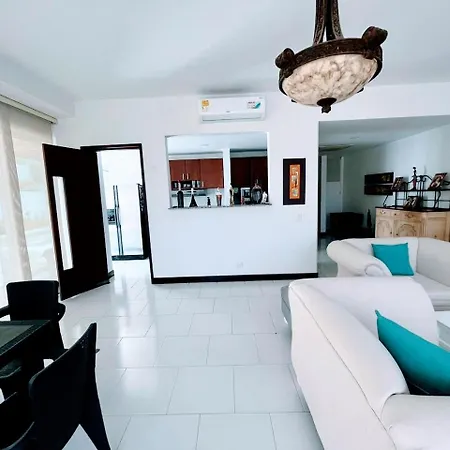 Apartamento Con Vista Frontal Al Mar.